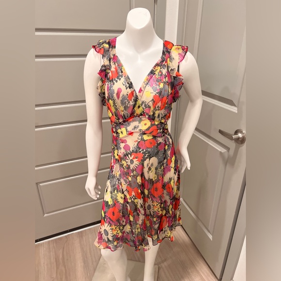 Rebecca Taylor Dresses & Skirts - Rebecca Taylor floral print silk chiffon dress with self tie